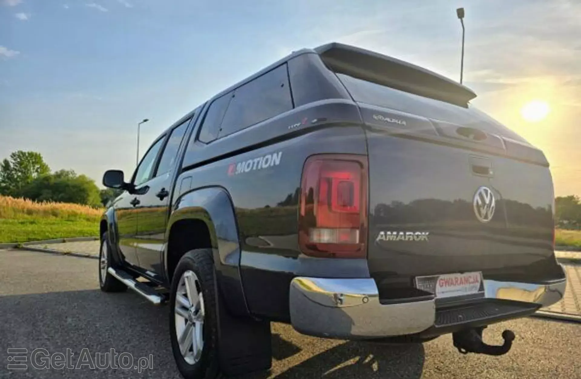 VOLKSWAGEN Amarok 