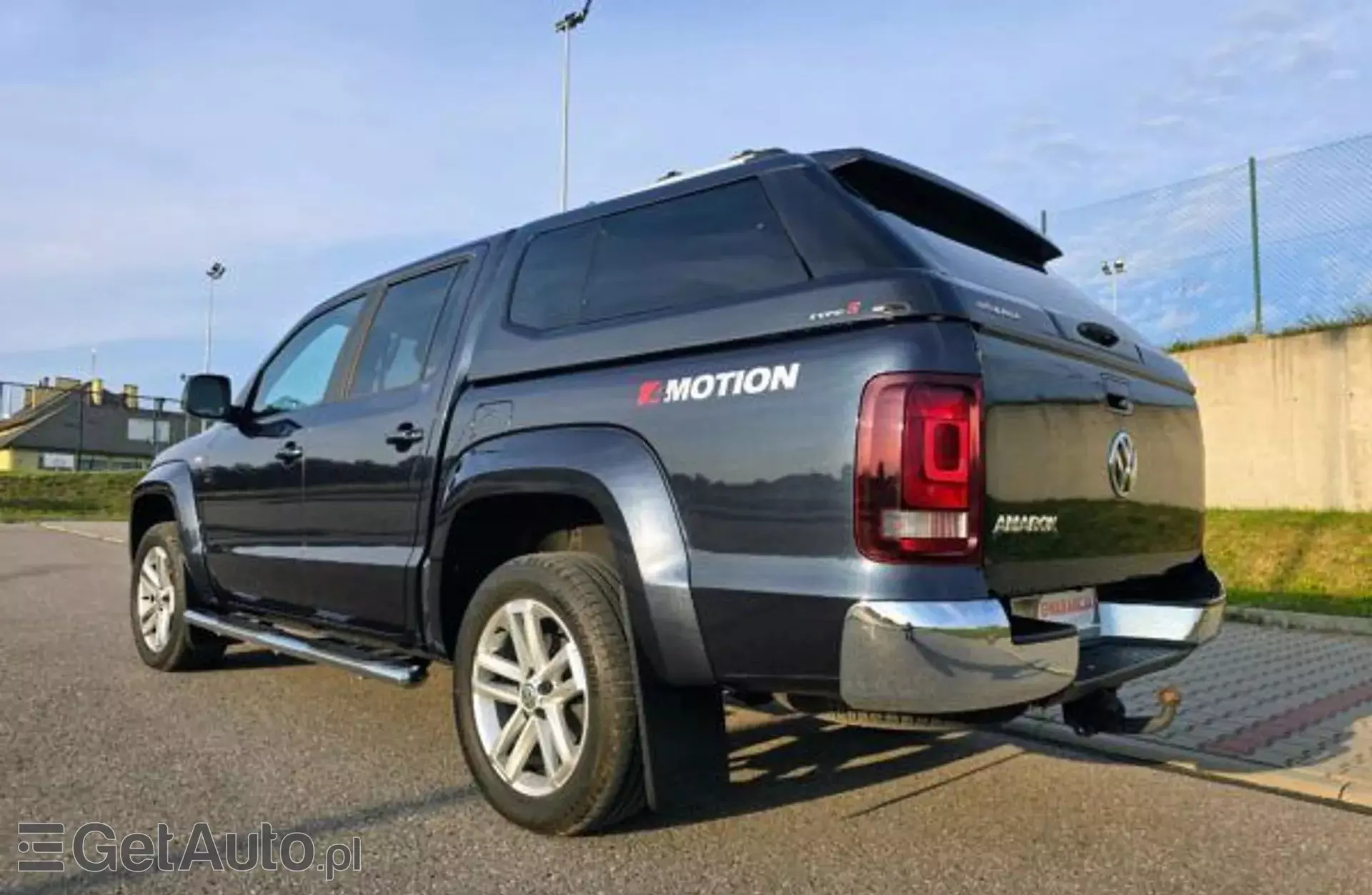 VOLKSWAGEN Amarok 