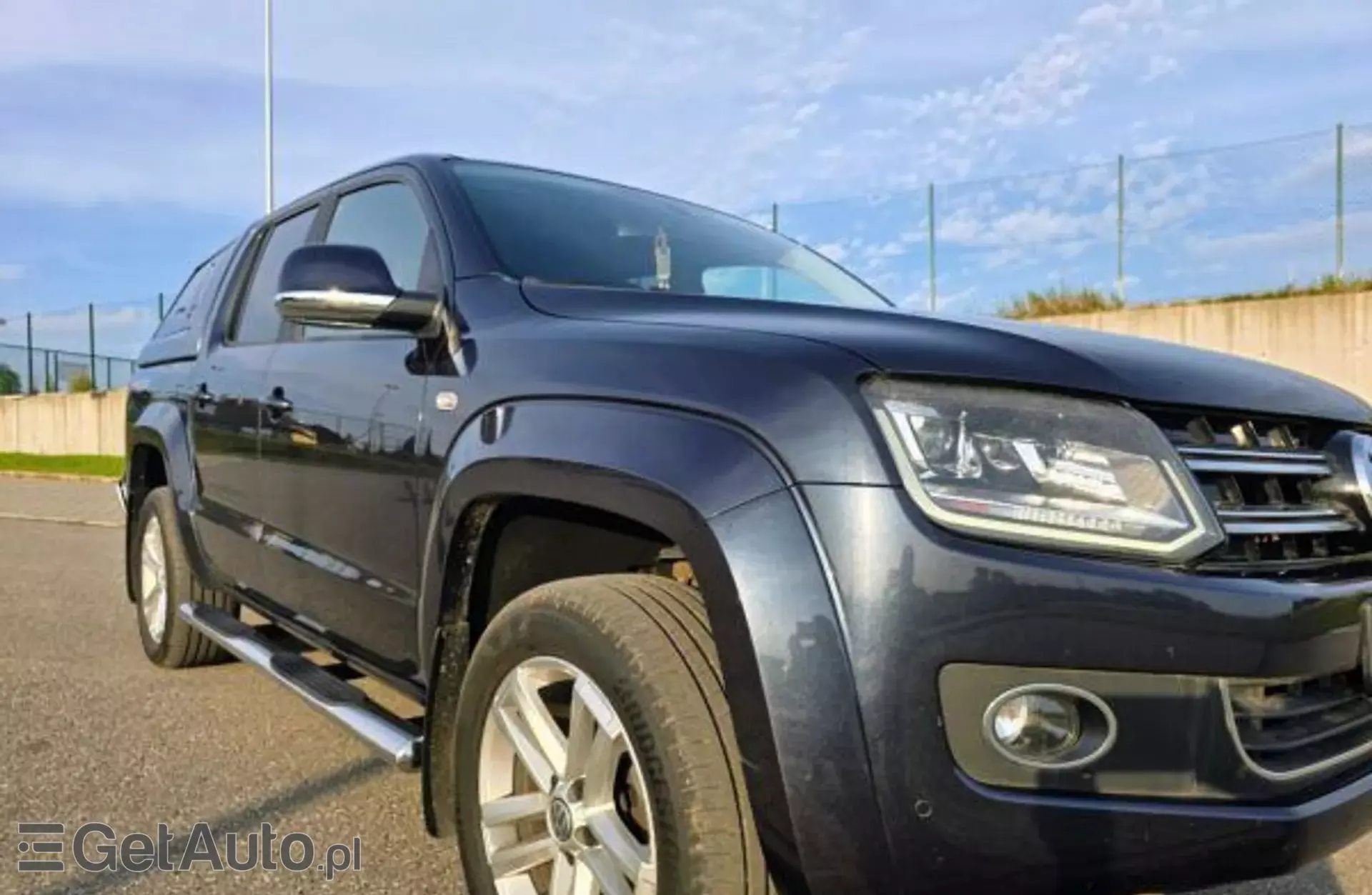 VOLKSWAGEN Amarok 