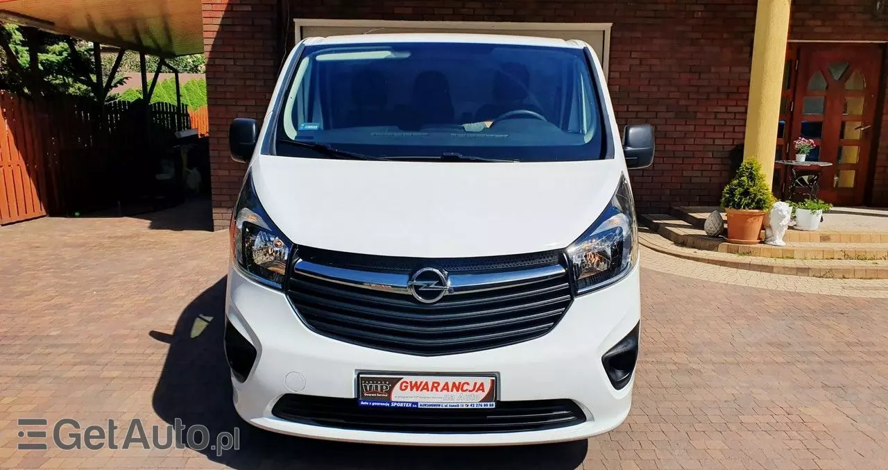 OPEL Vivaro 