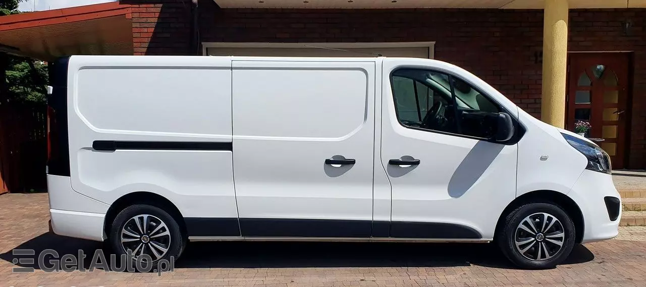 OPEL Vivaro 