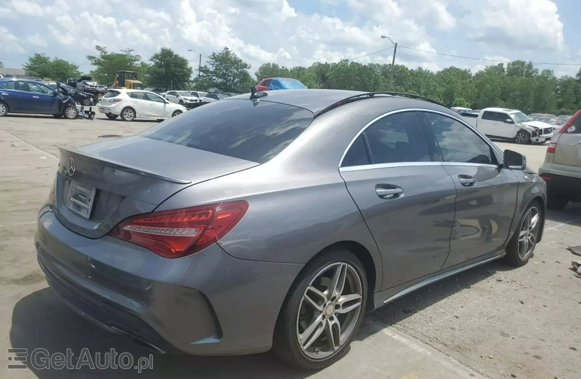 MERCEDES-BENZ CLA 