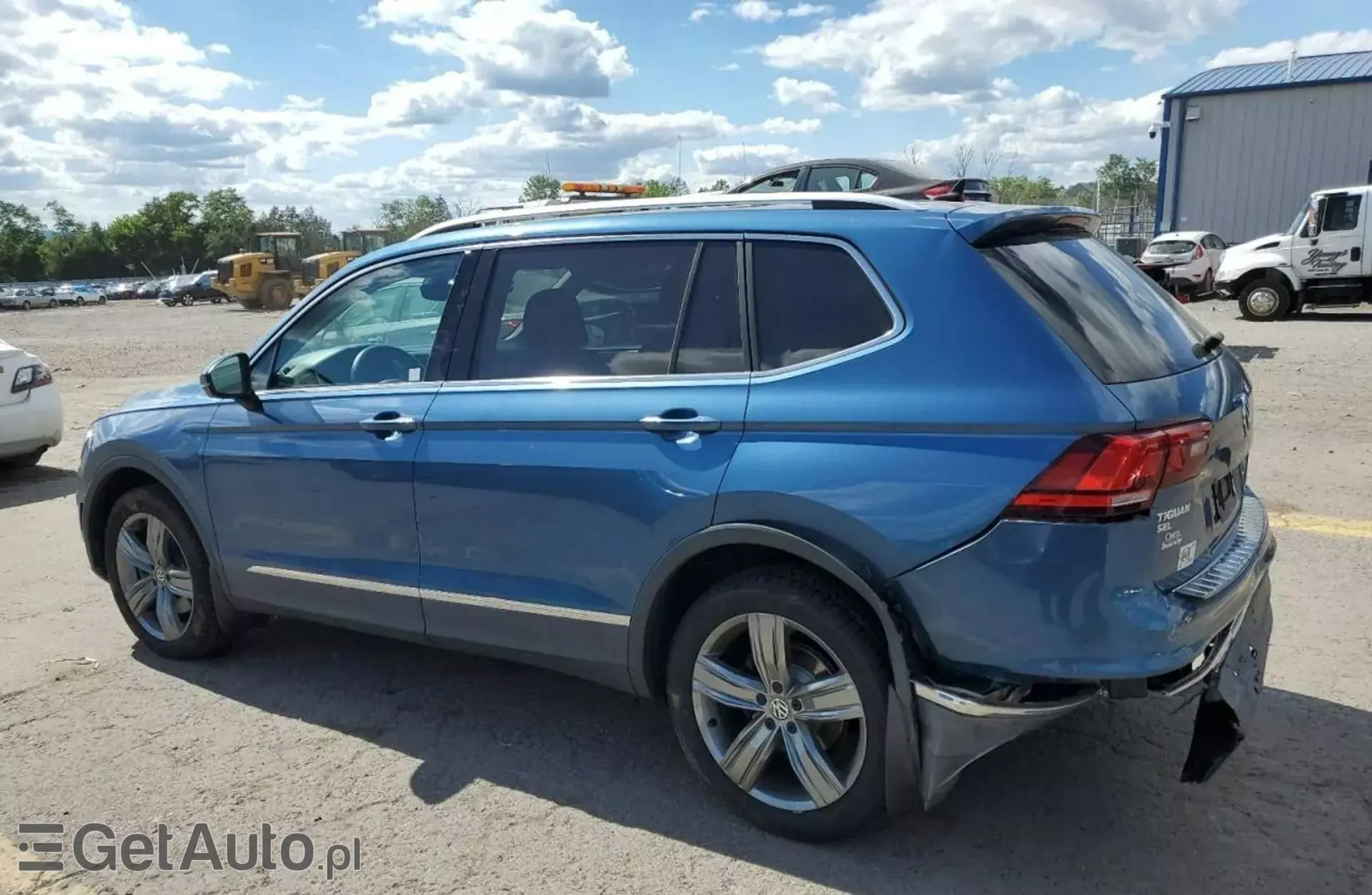 VOLKSWAGEN Tiguan 