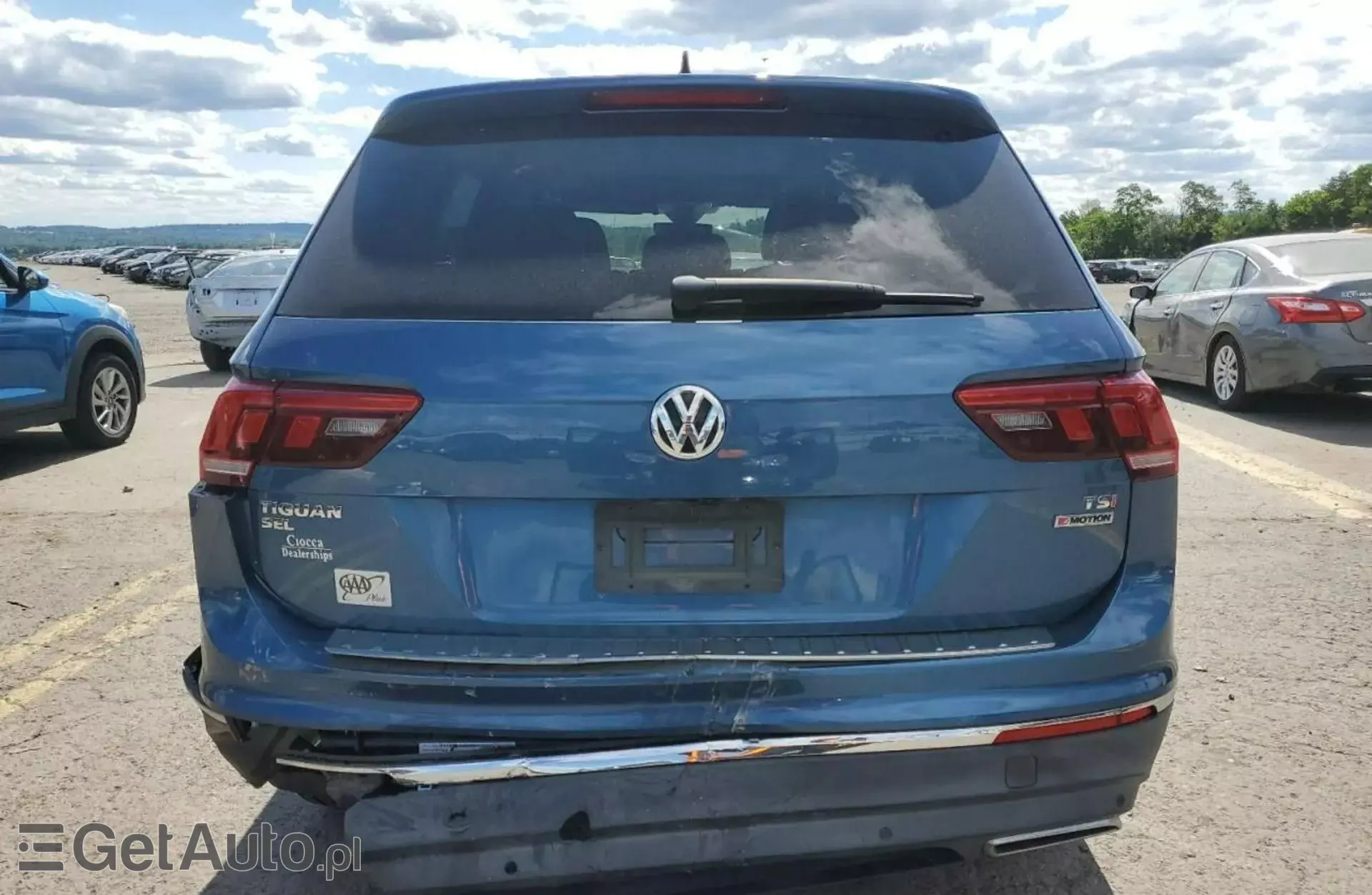 VOLKSWAGEN Tiguan 