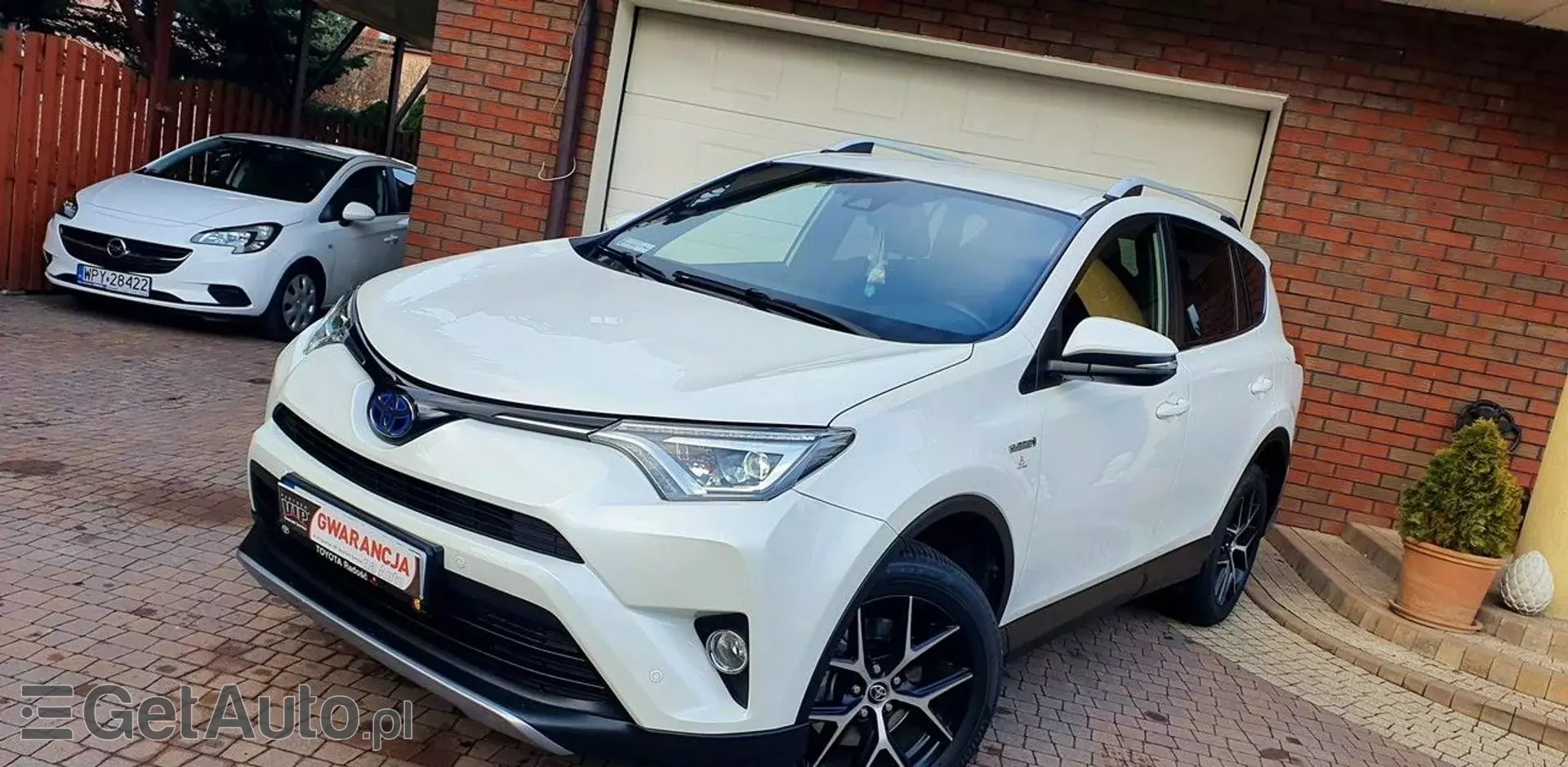 TOYOTA RAV4 