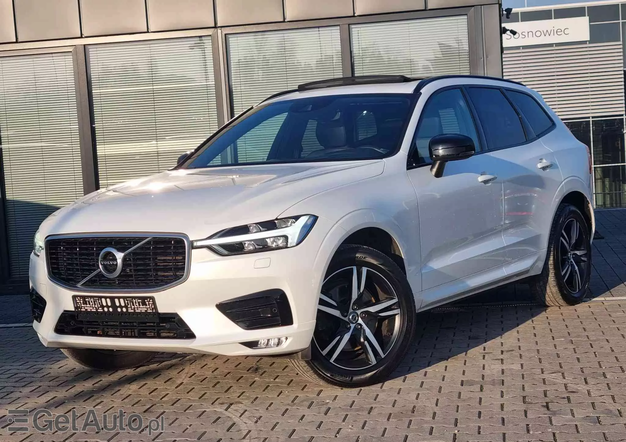 VOLVO XC 60 D5 AWD R-Design