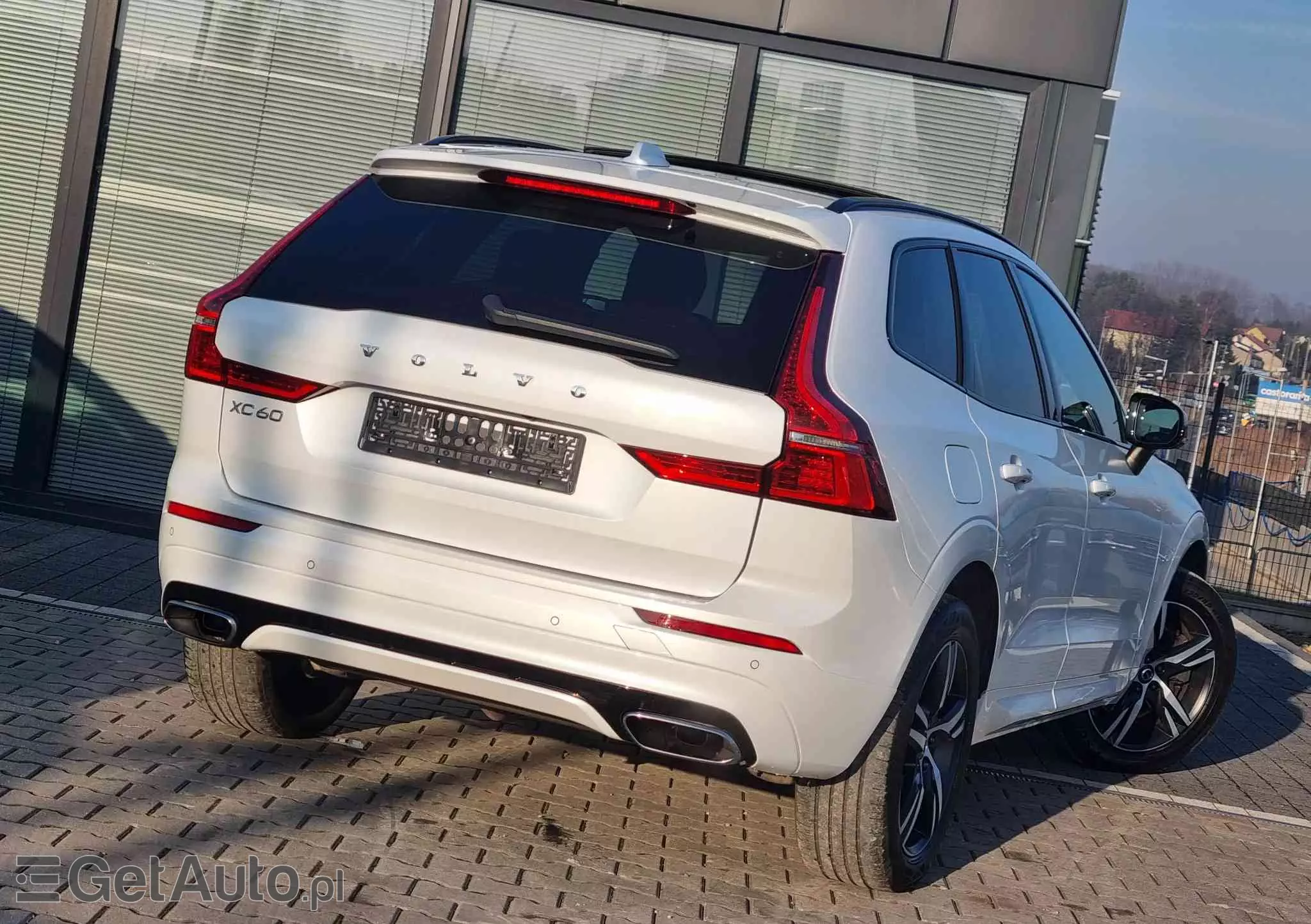 VOLVO XC 60 D5 AWD R-Design