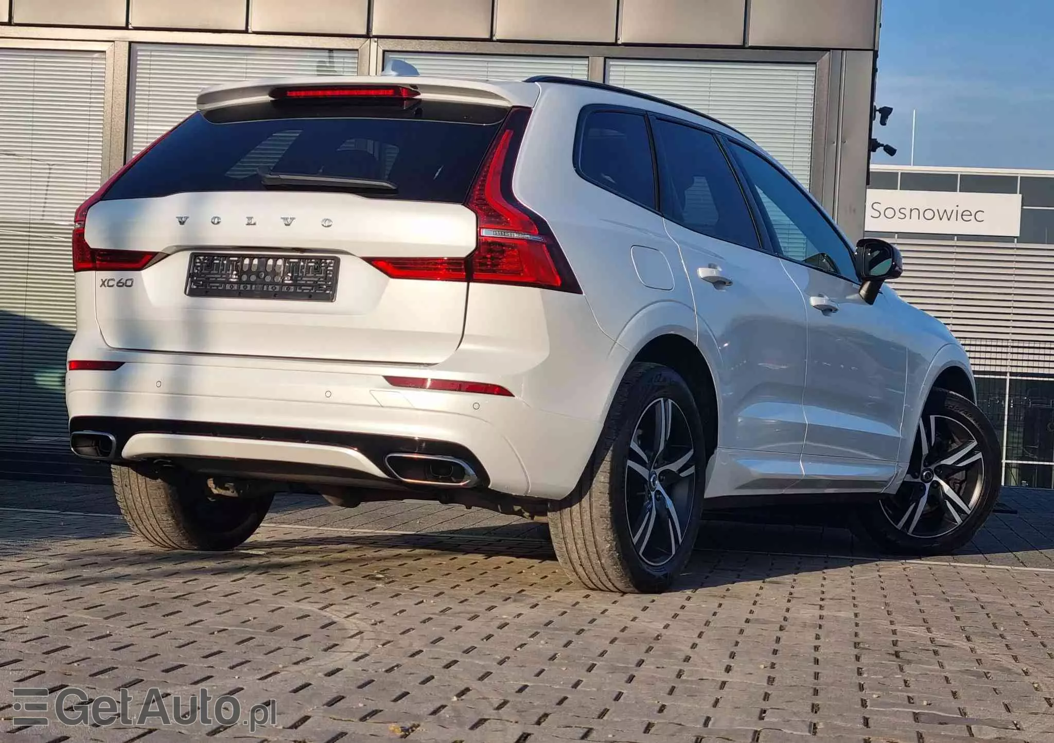 VOLVO XC 60 D5 AWD R-Design