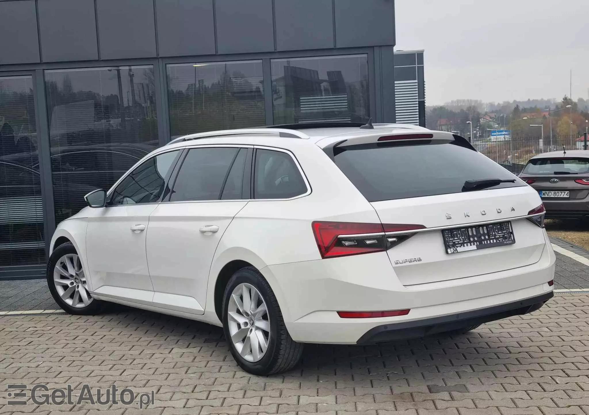 SKODA Superb 