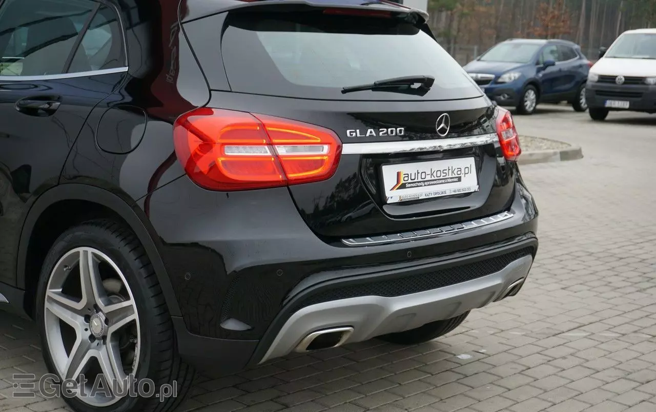 MERCEDES-BENZ GLA 200 StreetStyle