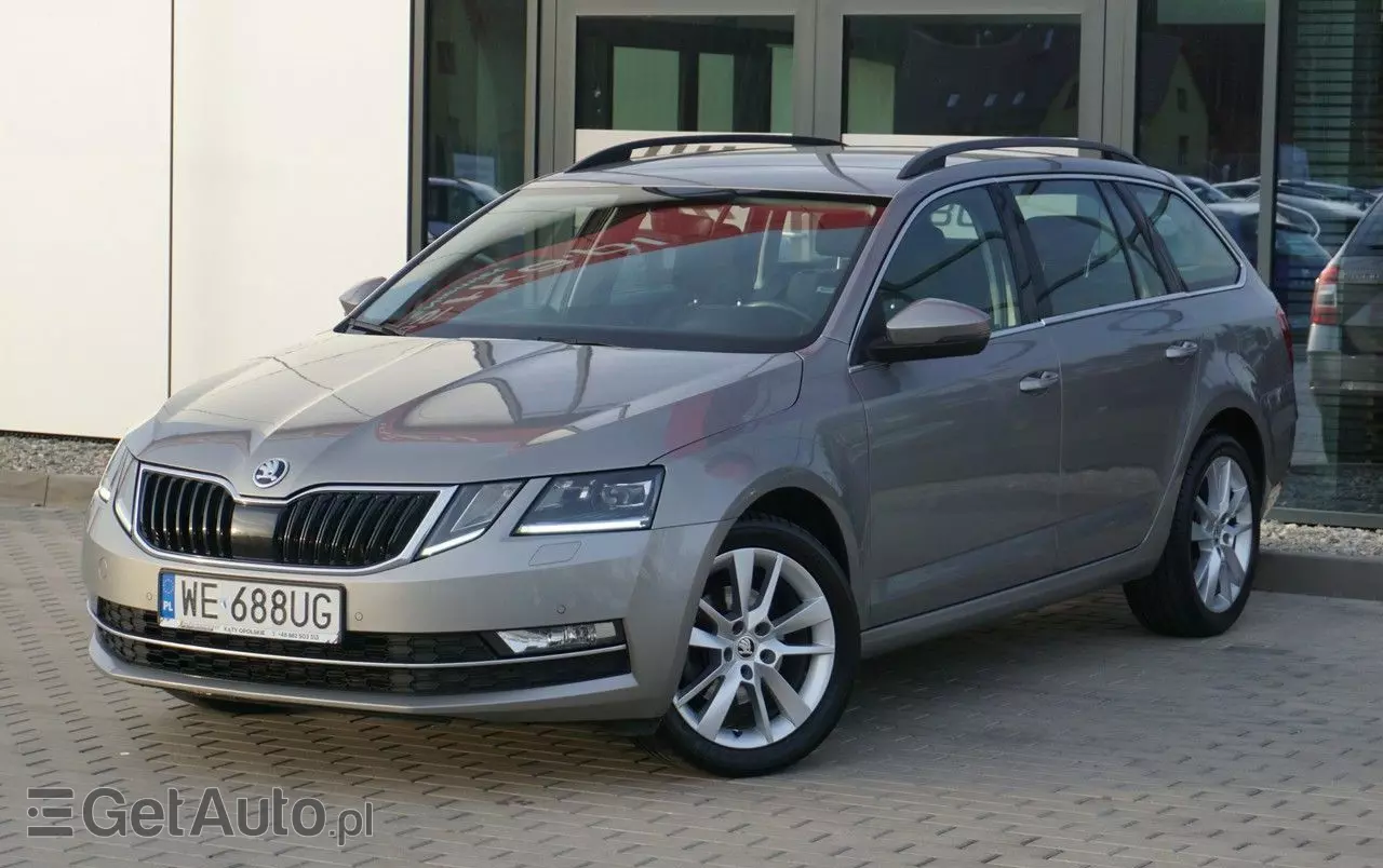 SKODA Octavia 