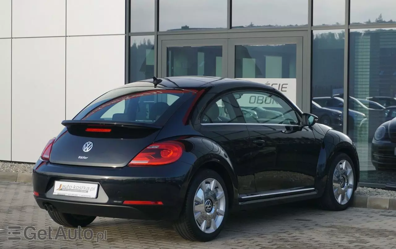 VOLKSWAGEN Beetle 