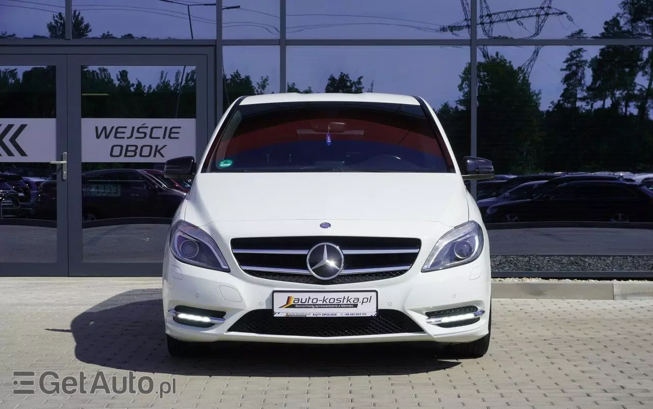 MERCEDES-BENZ Klasa B 180 BlueEFFICIENCY Edition