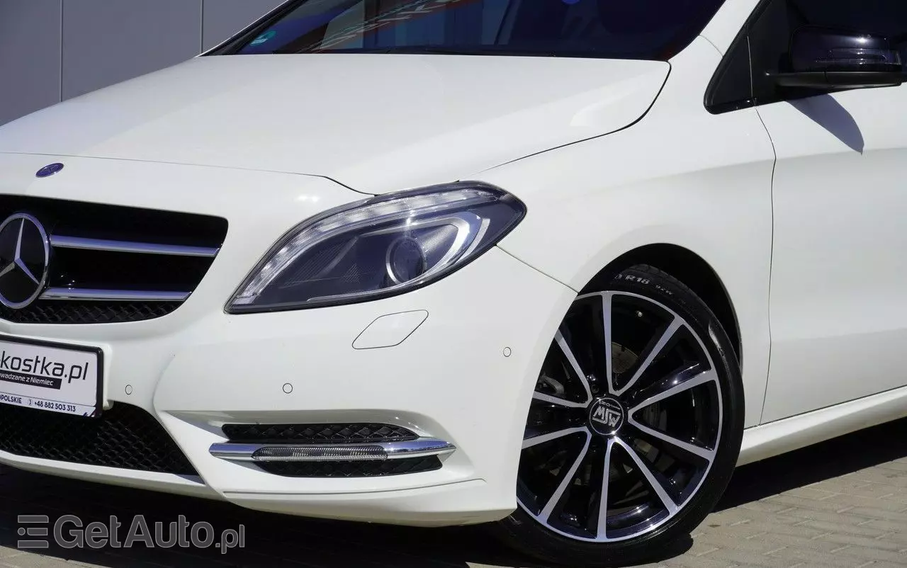 MERCEDES-BENZ Klasa B 180 BlueEFFICIENCY Edition