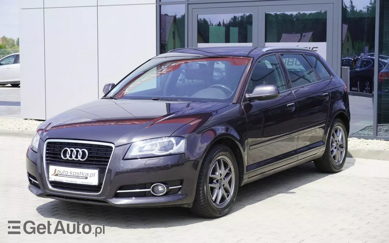 AUDI A3 1.6 TDI Attraction