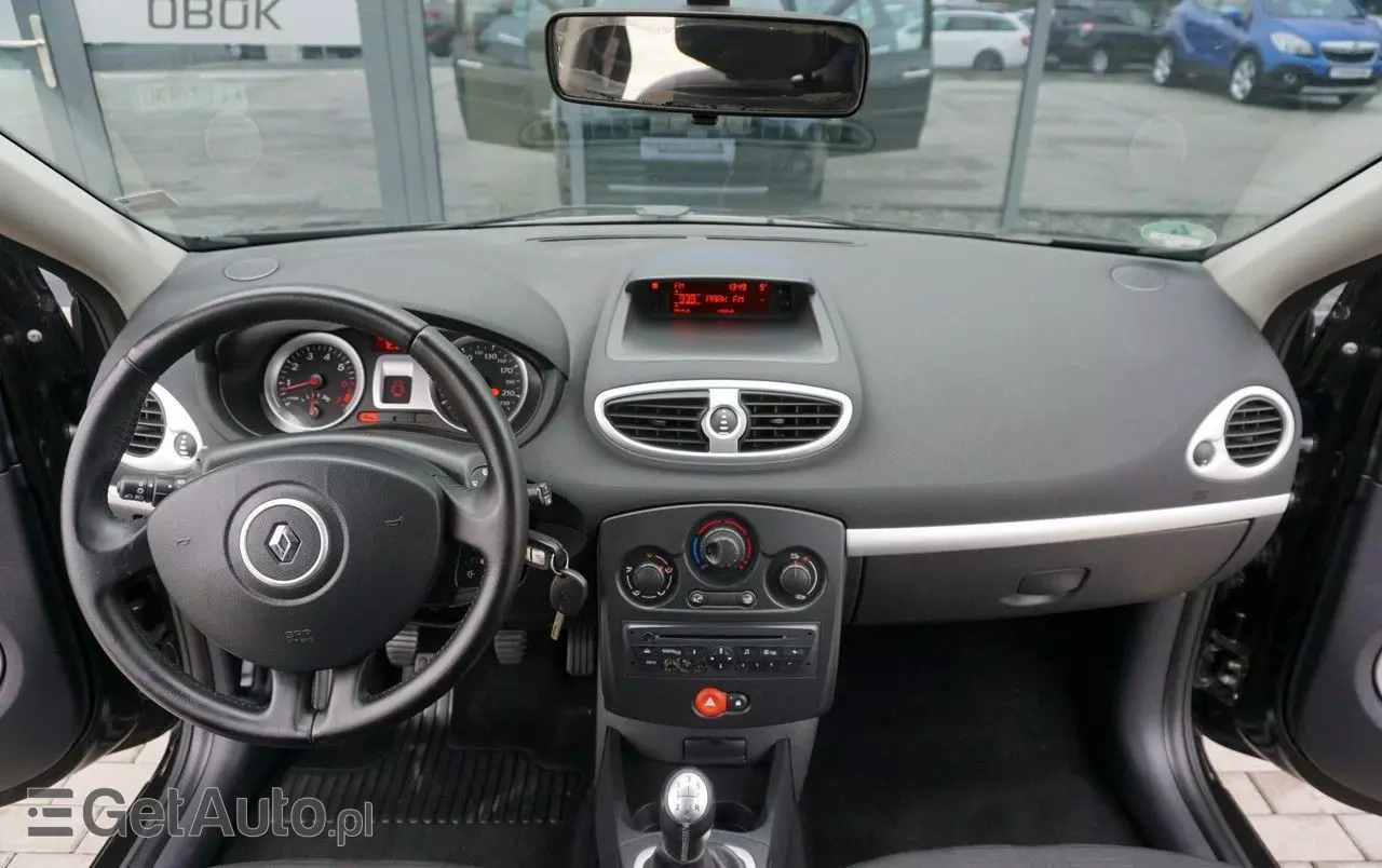 RENAULT Clio 1.2 TCE Authentique