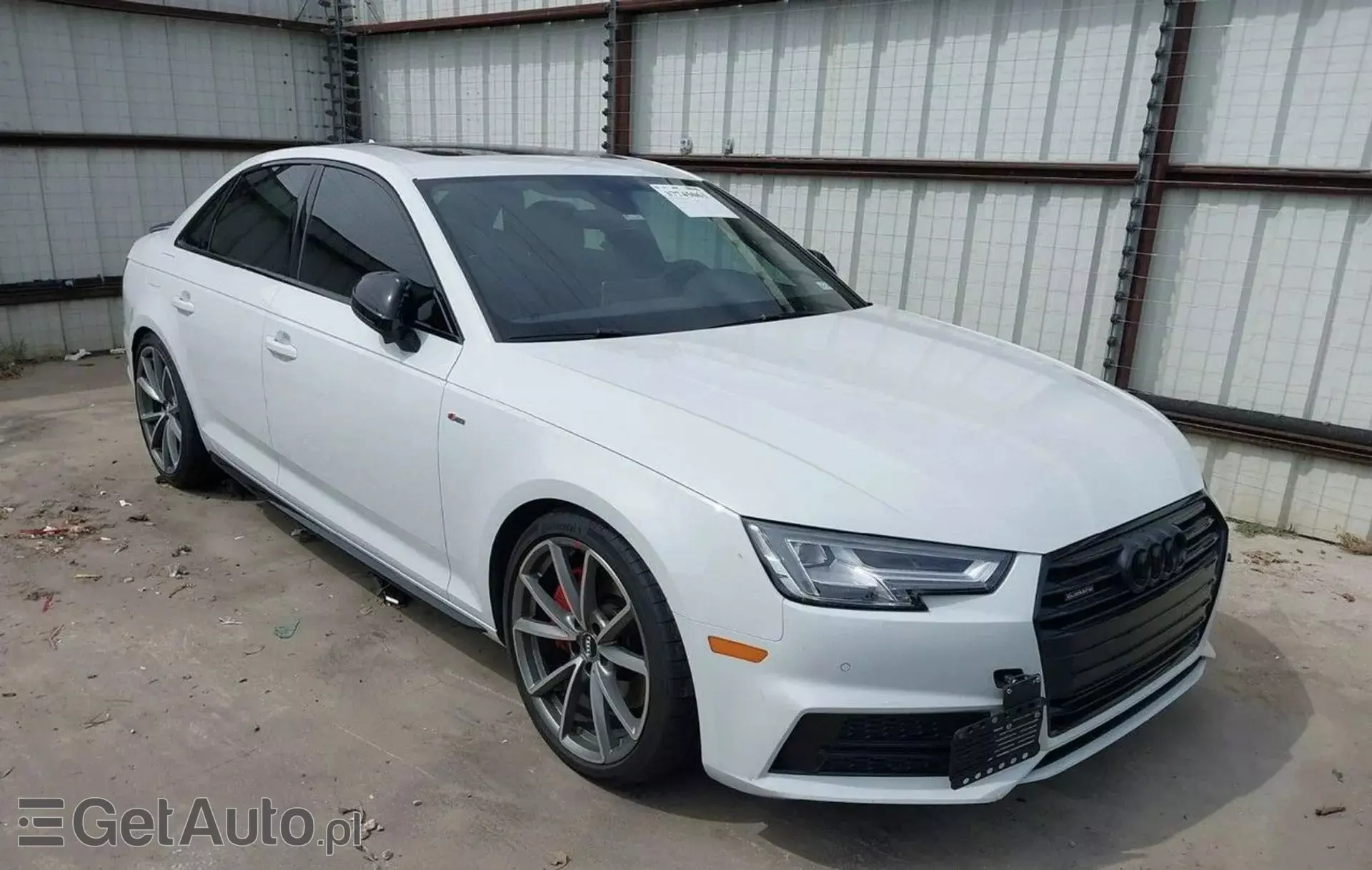 AUDI A4 