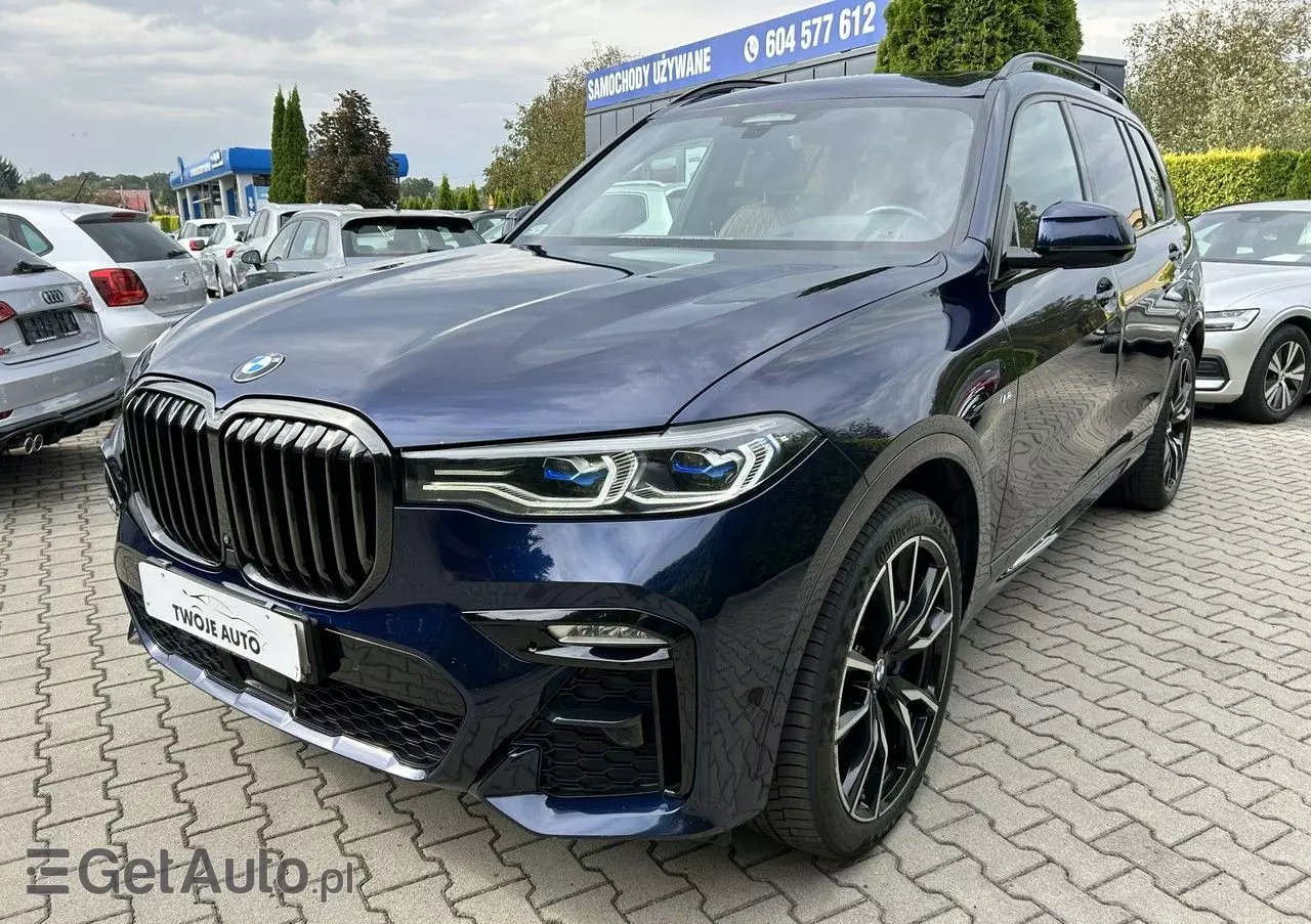 BMW X7 