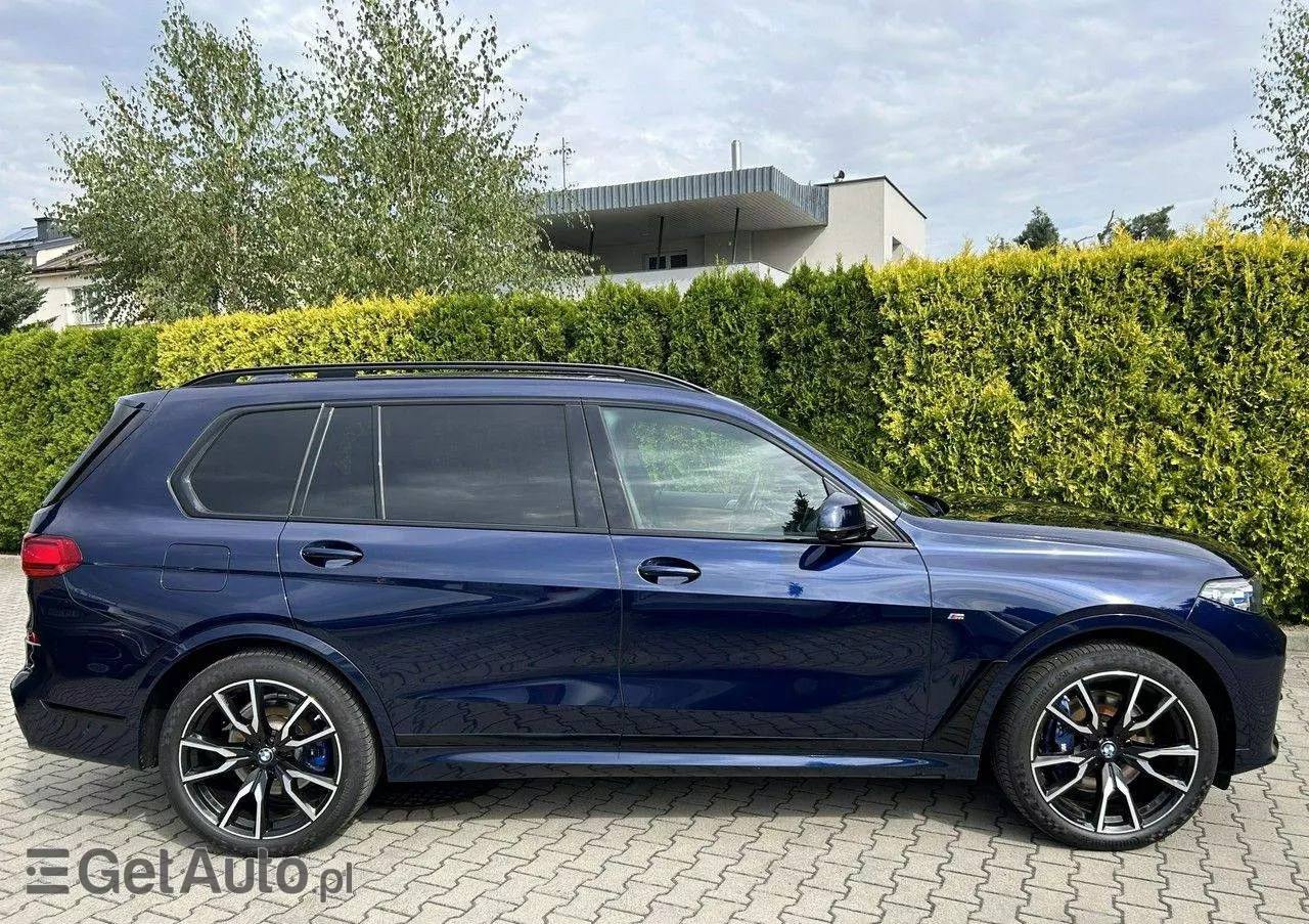 BMW X7 