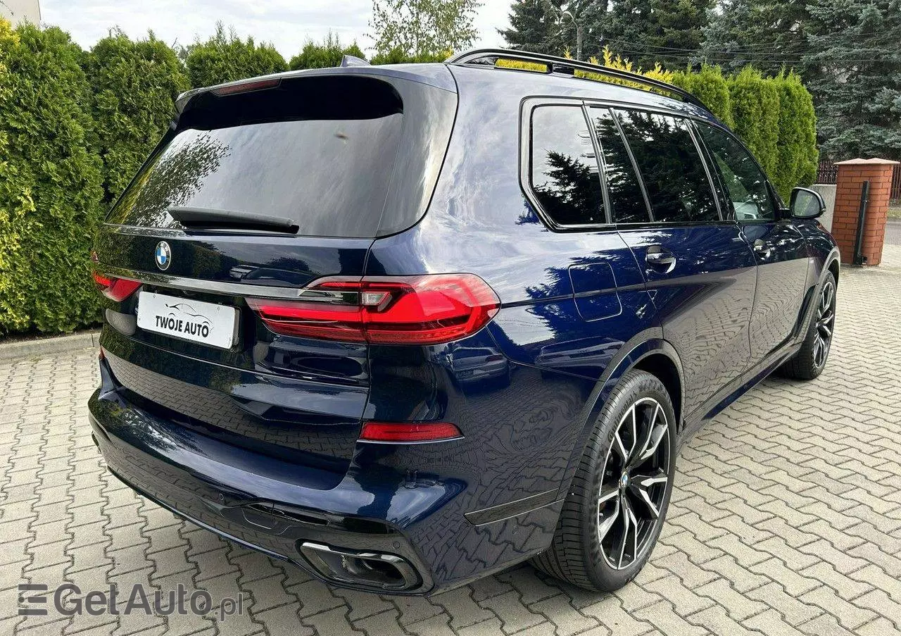 BMW X7 