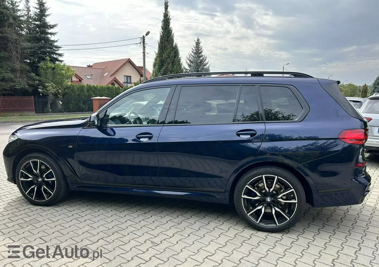 BMW X7 