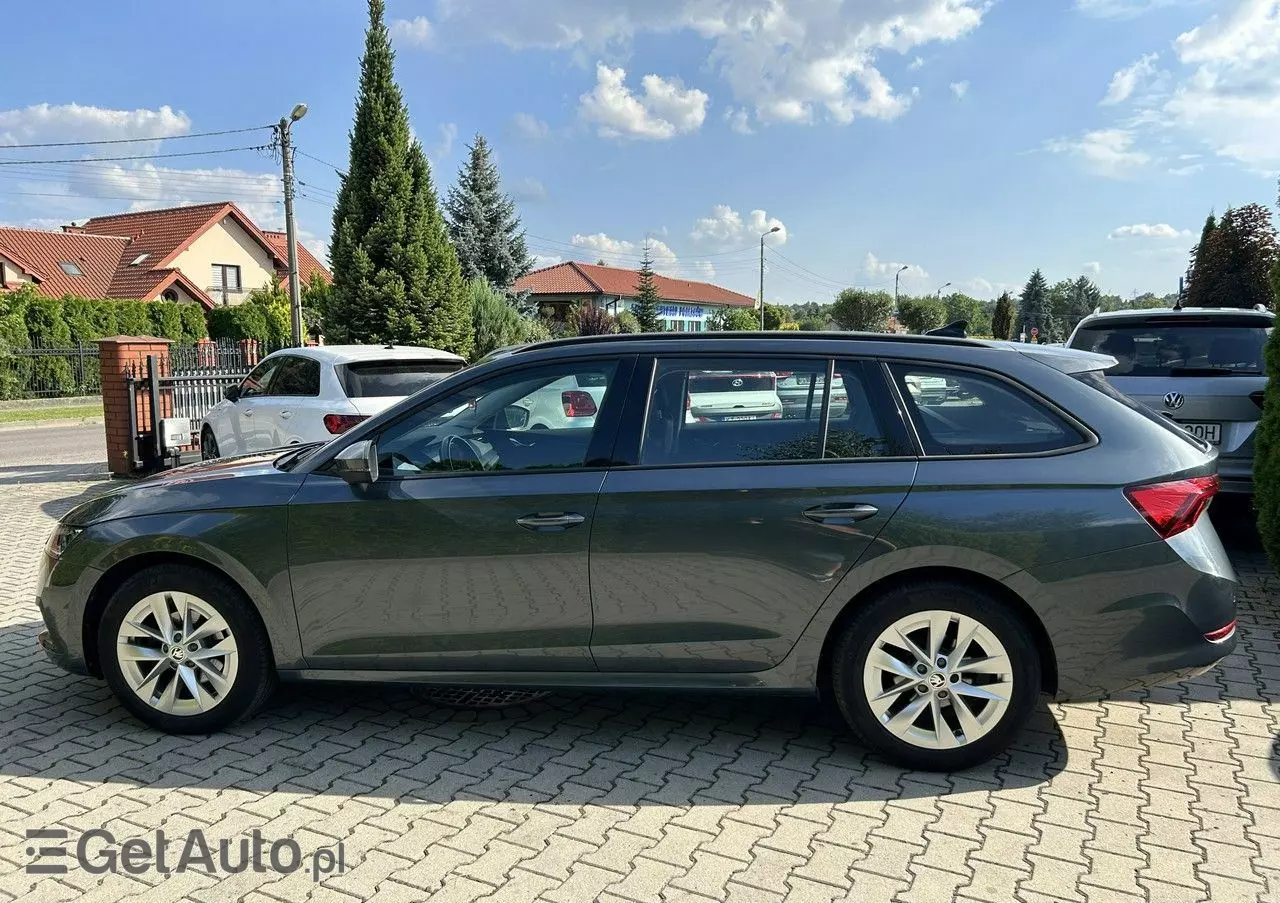 SKODA Octavia 2.0 TDI (Green tec) DSG Ambition