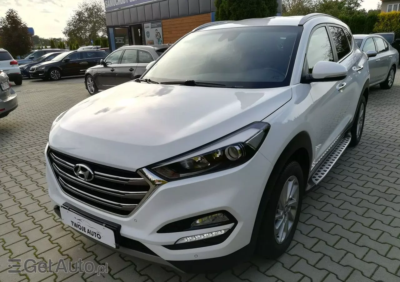 HYUNDAI Tucson 