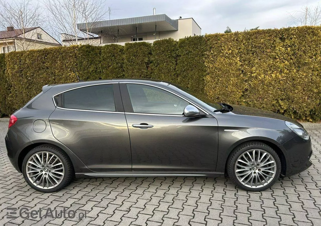 ALFA ROMEO Giulietta 2.0 JTDM 16V TCT Sport