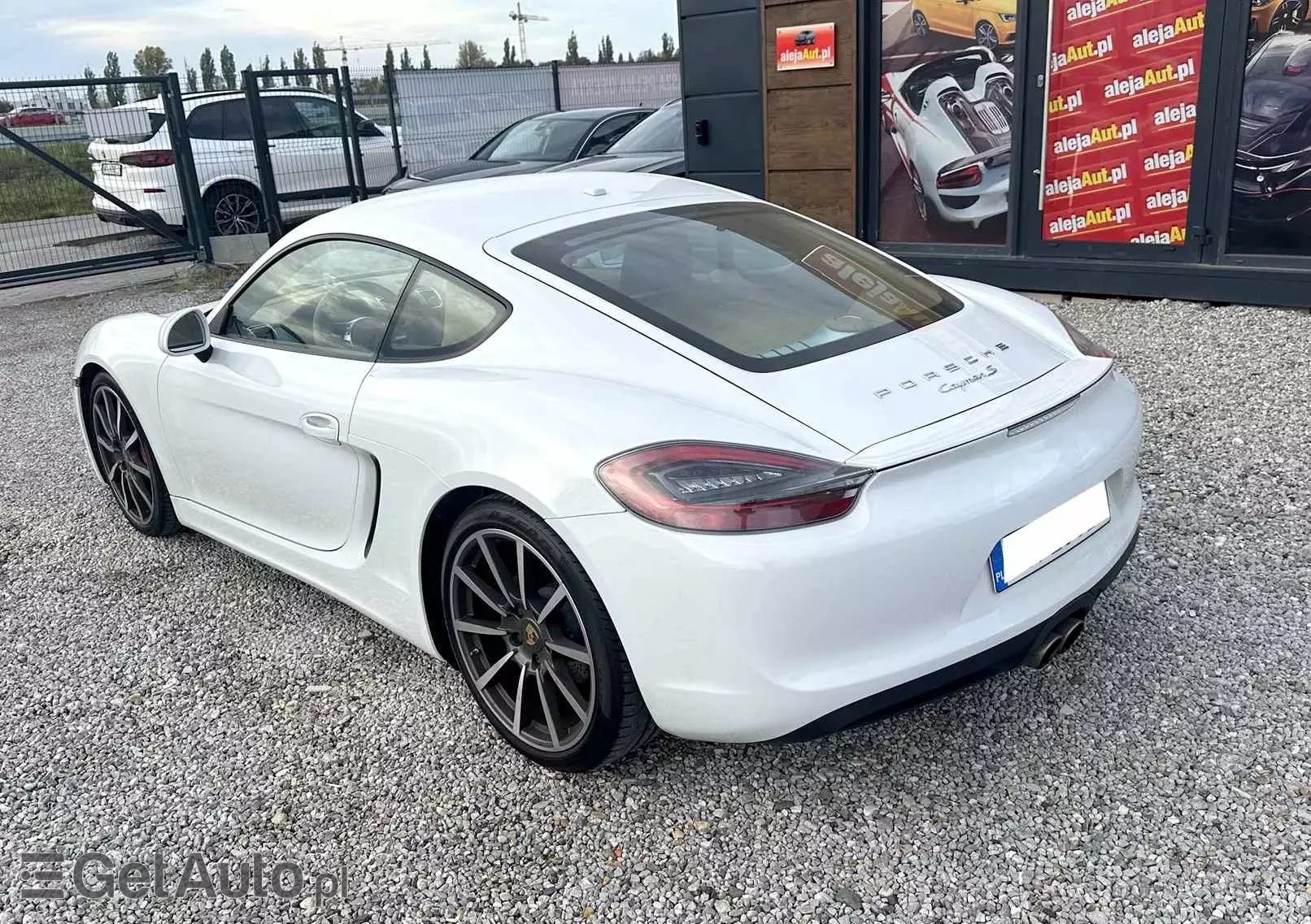 PORSCHE Cayman 