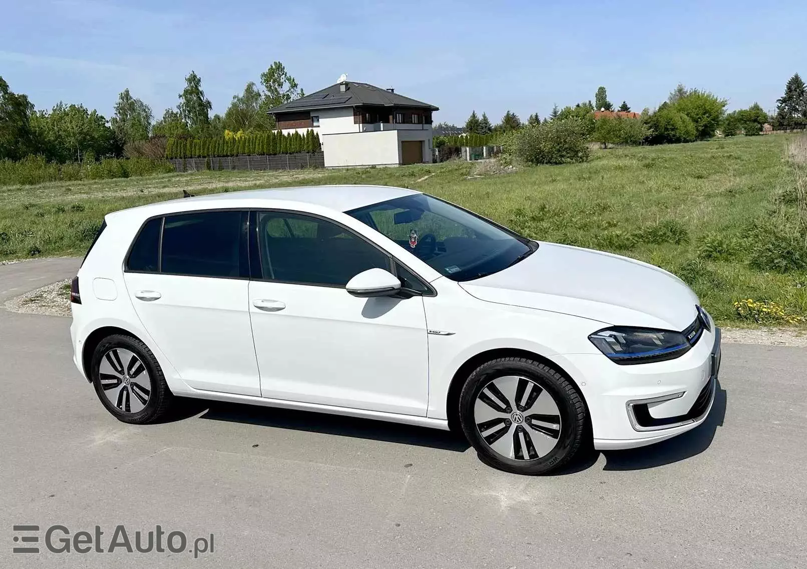 VOLKSWAGEN Golf E-Golf