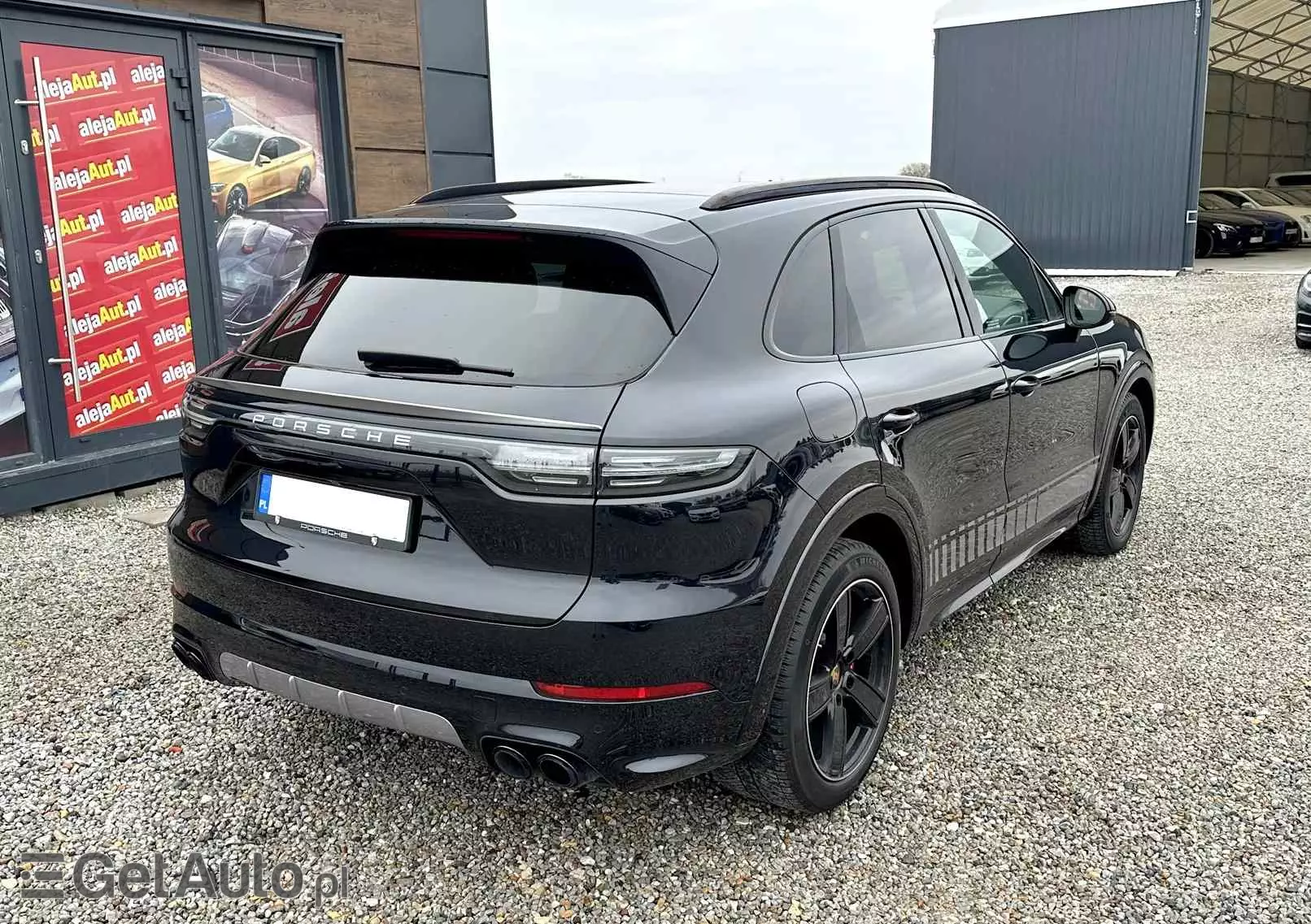 PORSCHE Cayenne Platinum Edition