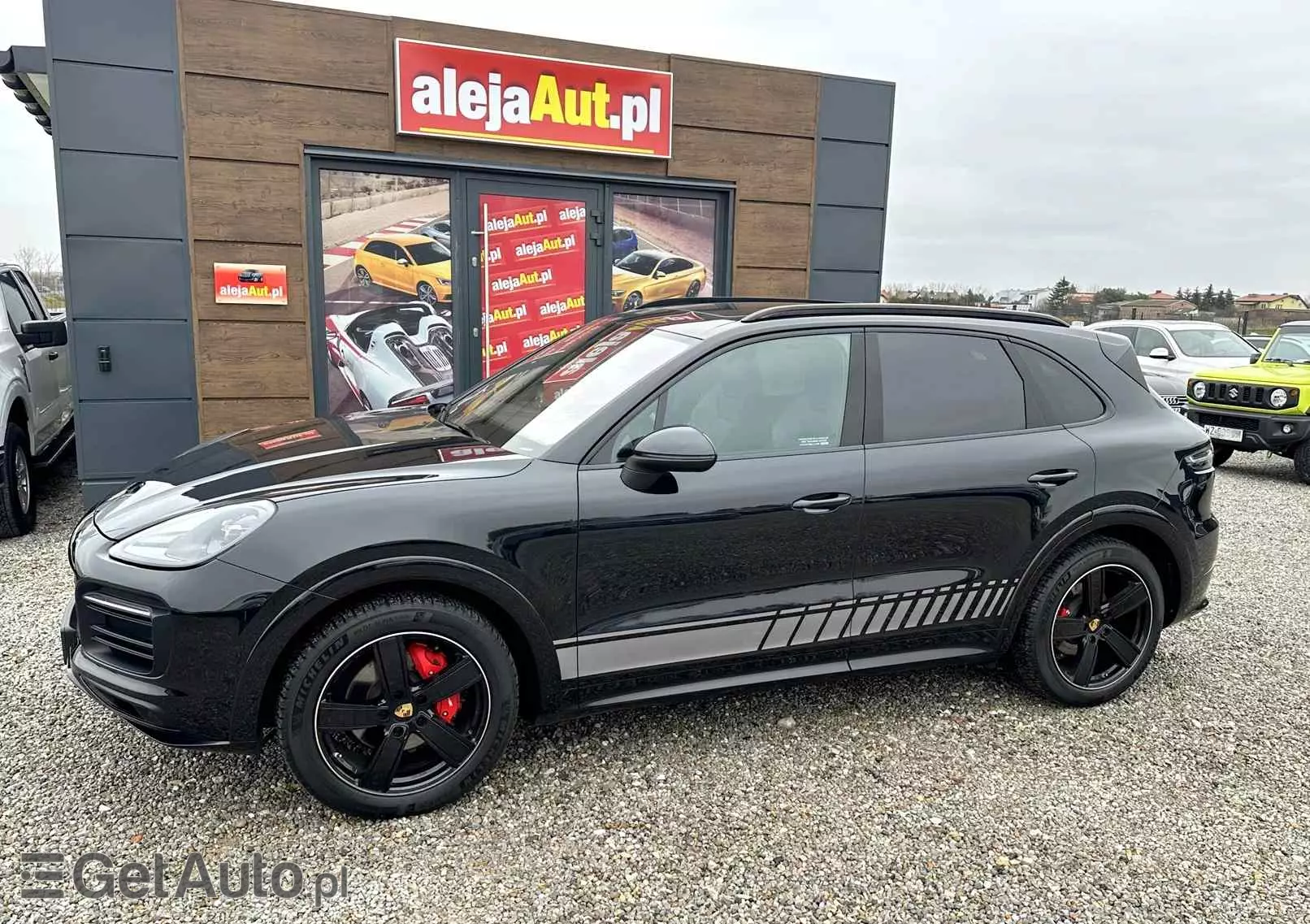 PORSCHE Cayenne Platinum Edition