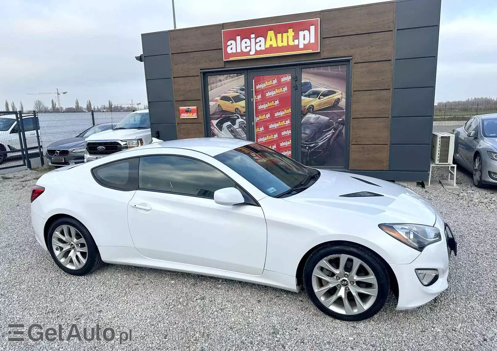 HYUNDAI Genesis Coupe 2.0 T Automatik