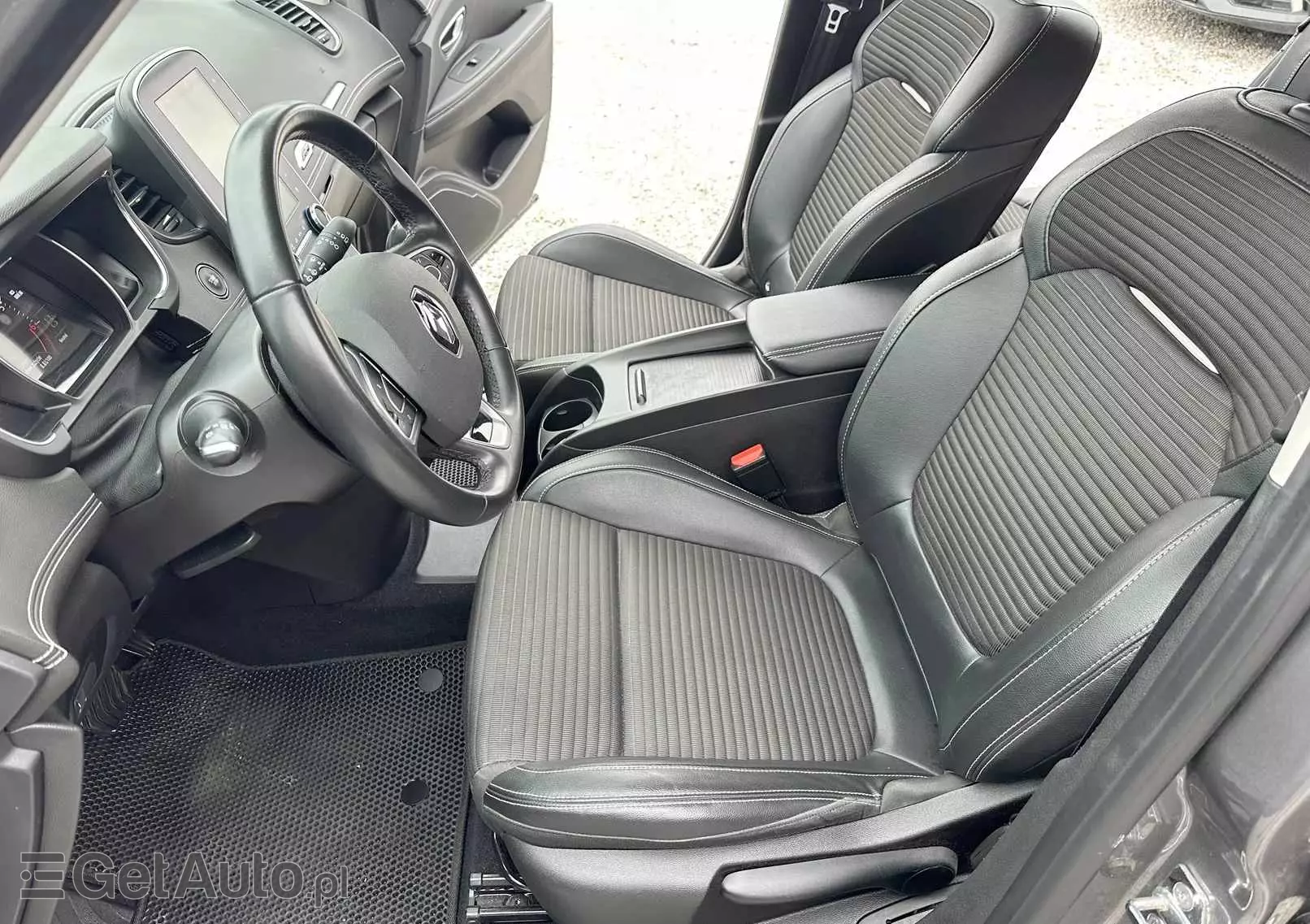 RENAULT Scenic 1.3 TCe FAP Intens EDC