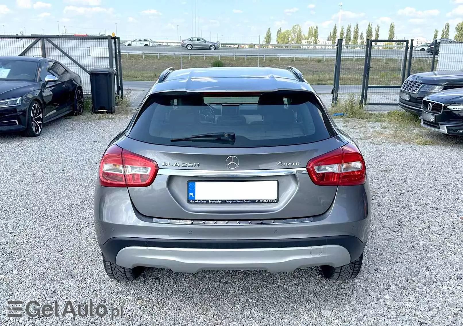 MERCEDES-BENZ GLA 250 4-Matic