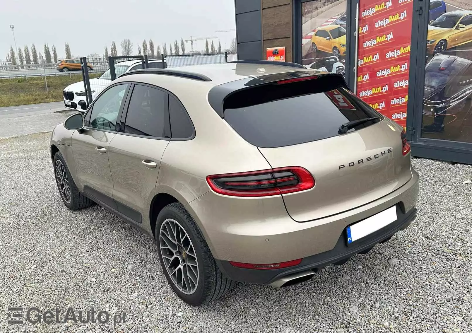 PORSCHE Macan PDK