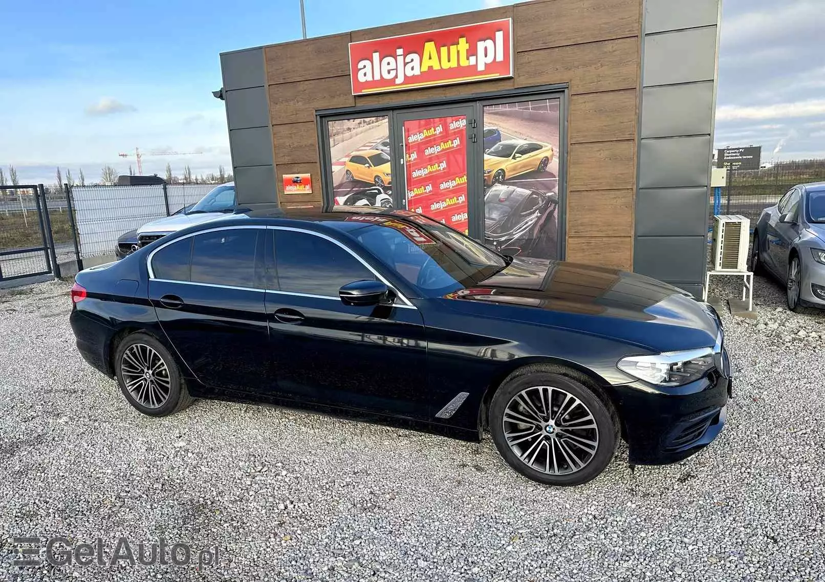 BMW Seria 5 528i xDrive Luxury Line