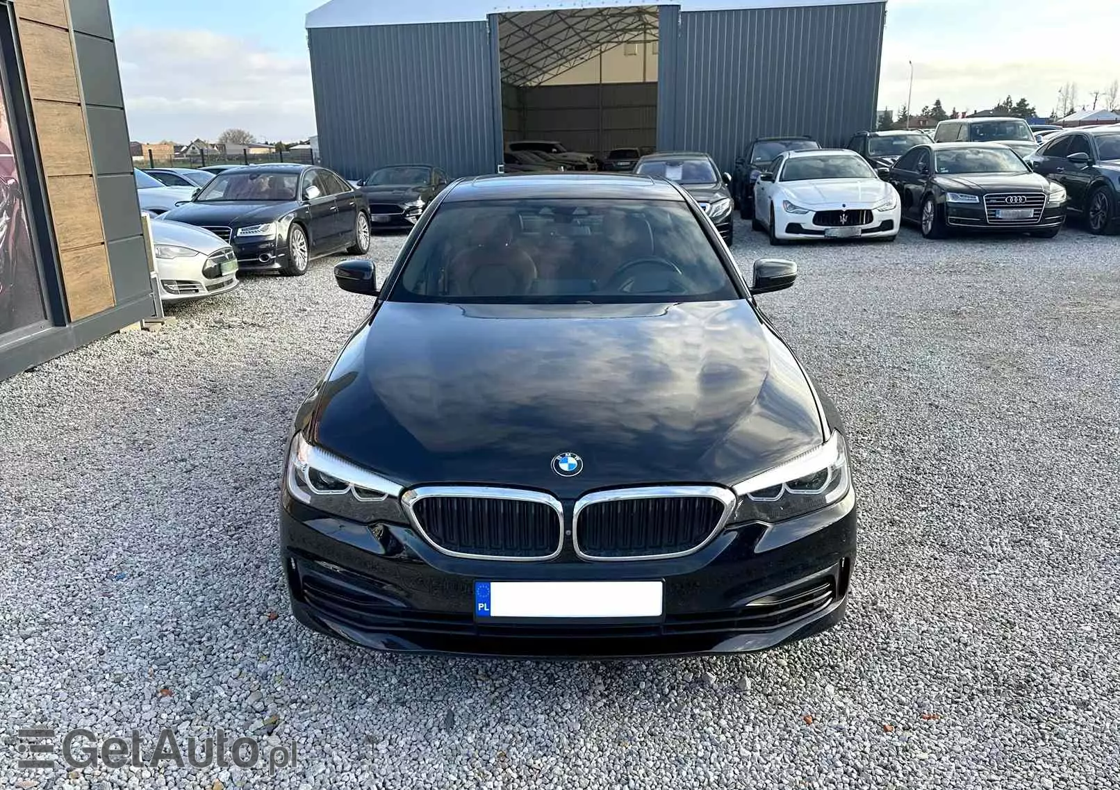 BMW Seria 5 528i xDrive Luxury Line