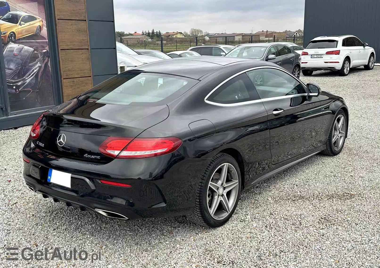 MERCEDES-BENZ Klasa C 300 Coupe 9G-TRONIC