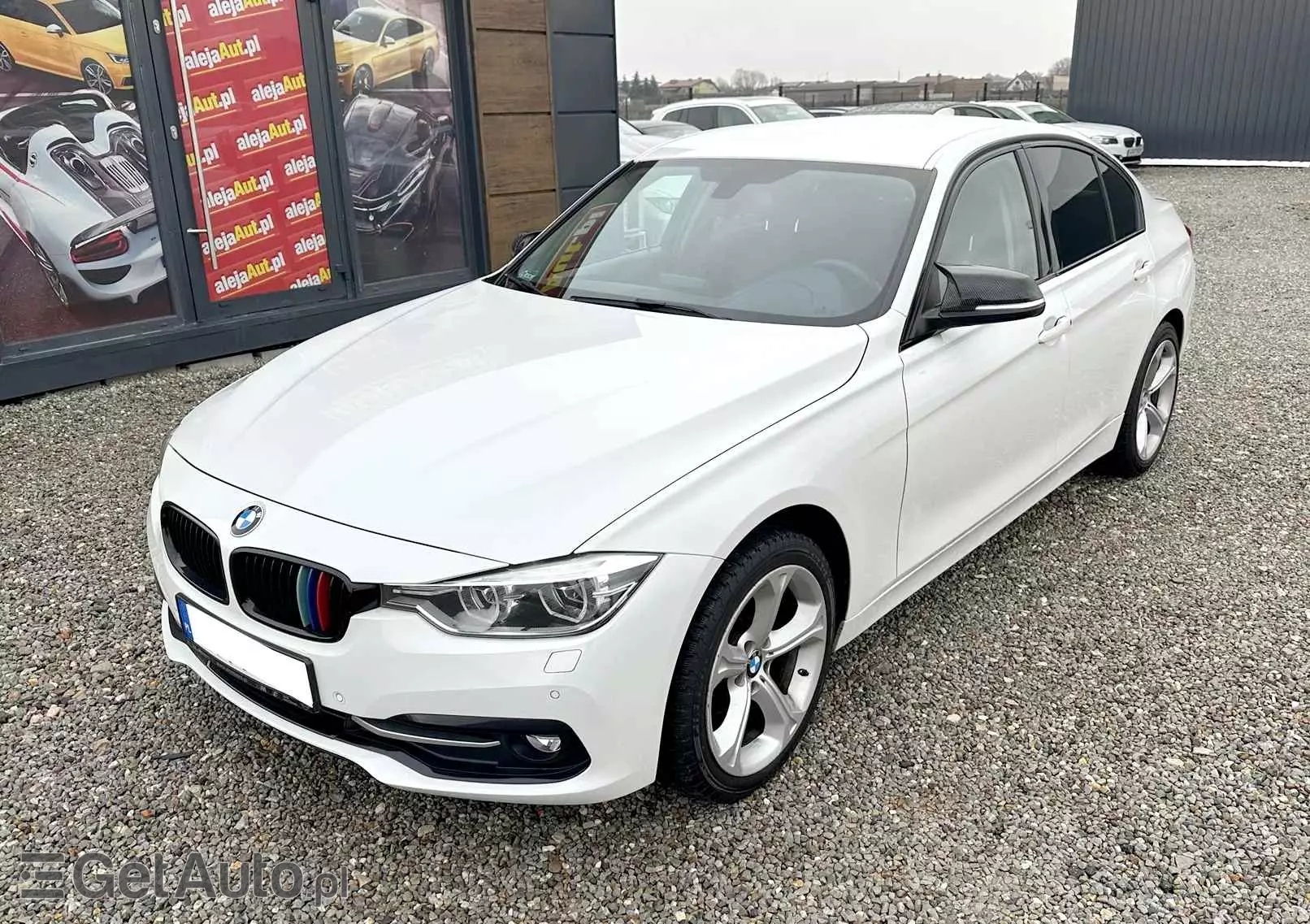 BMW Seria 3 320d xDrive Sport Line