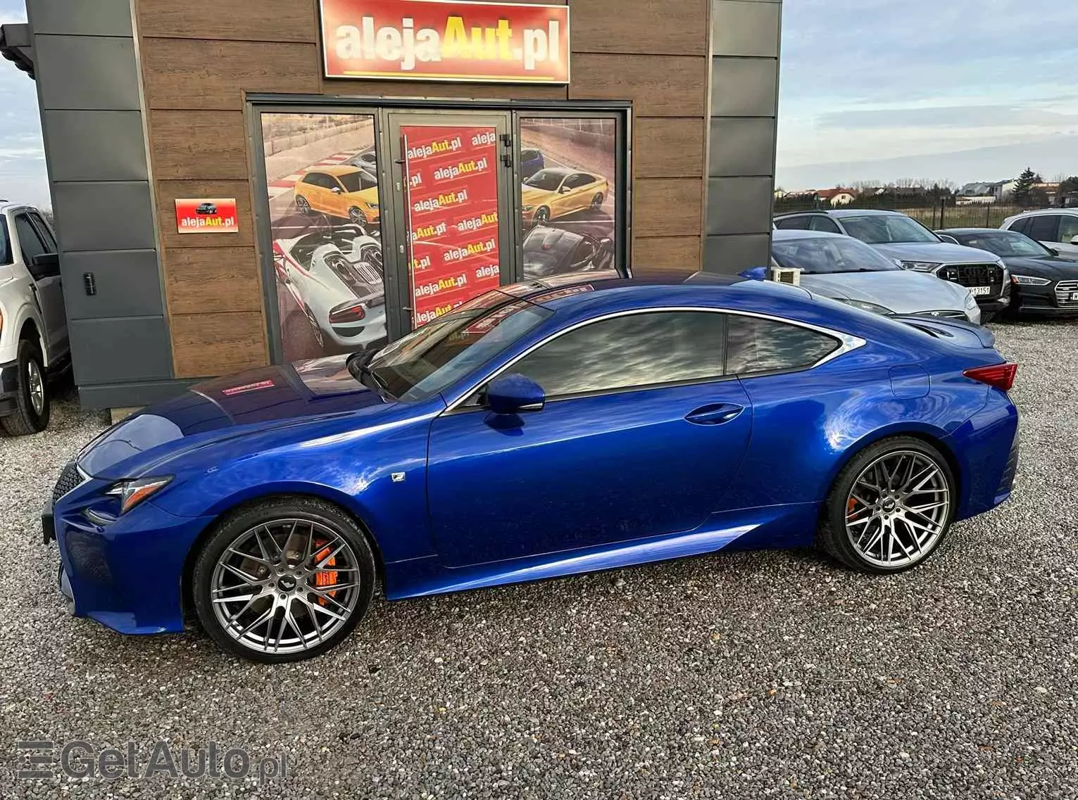 LEXUS RC 200t / 300 F Sport