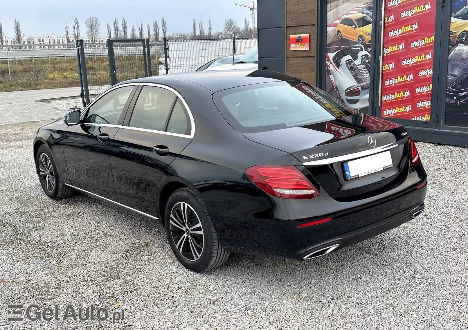 MERCEDES-BENZ Klasa E 220 d 4-Matic 9G-TRONIC