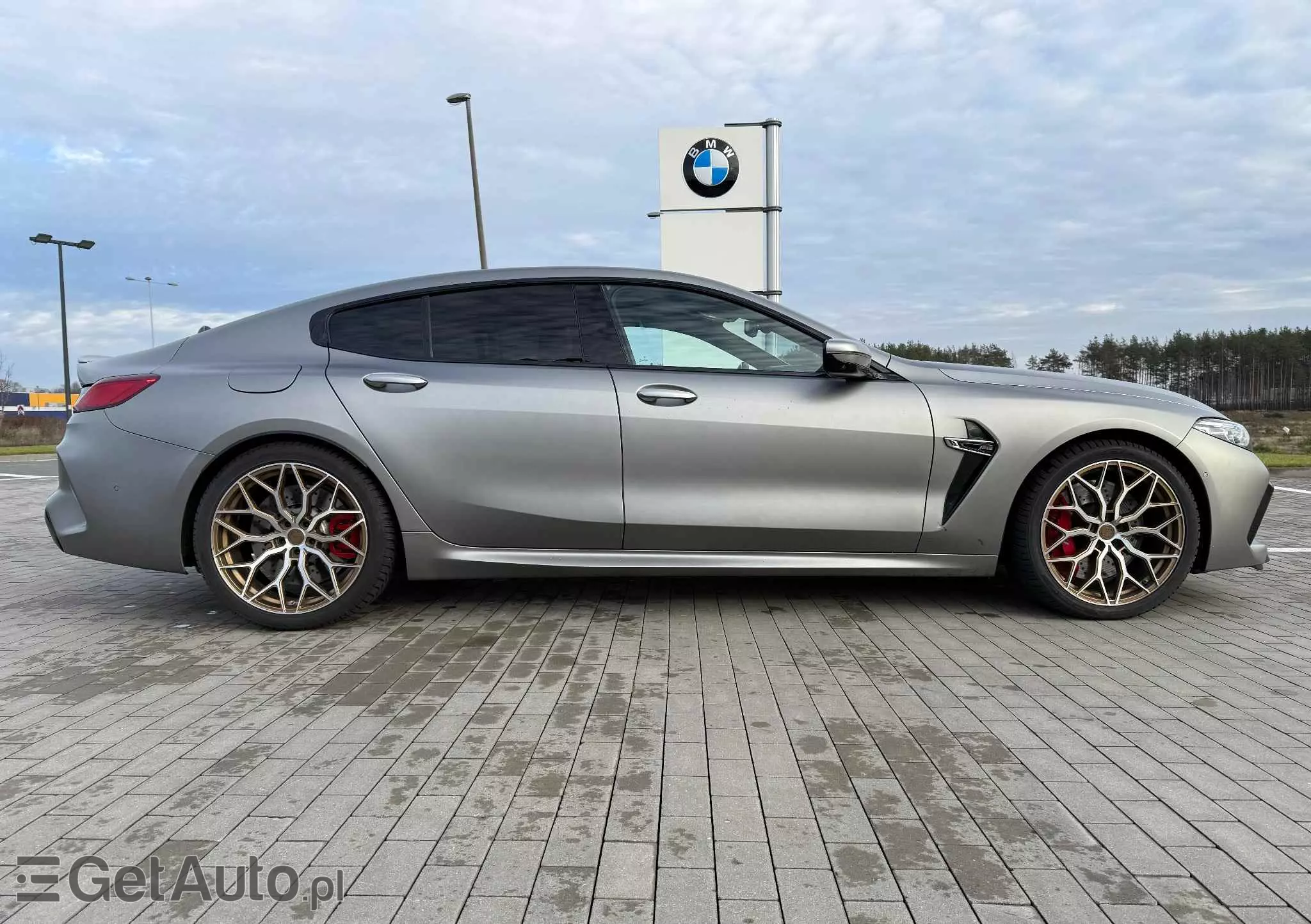 BMW M8 Standard