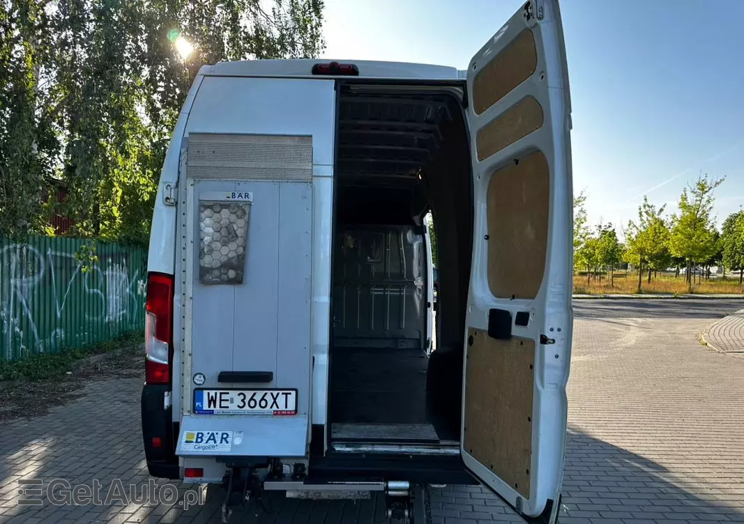 PEUGEOT Boxer 