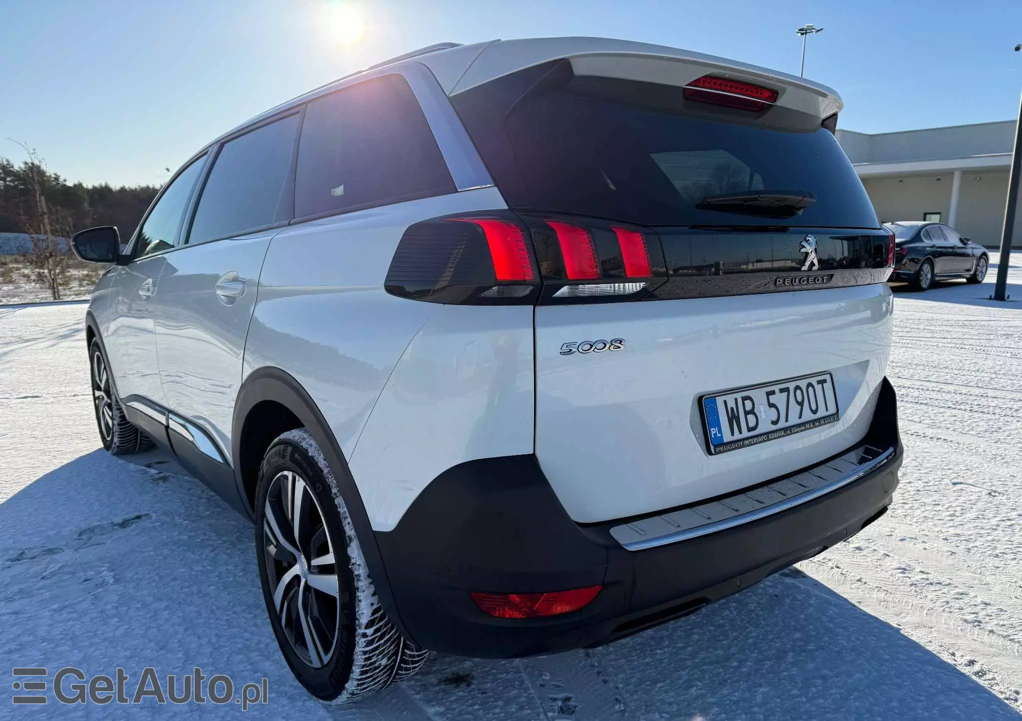 PEUGEOT 5008 1.6 PureTech Allure S&S EAT8