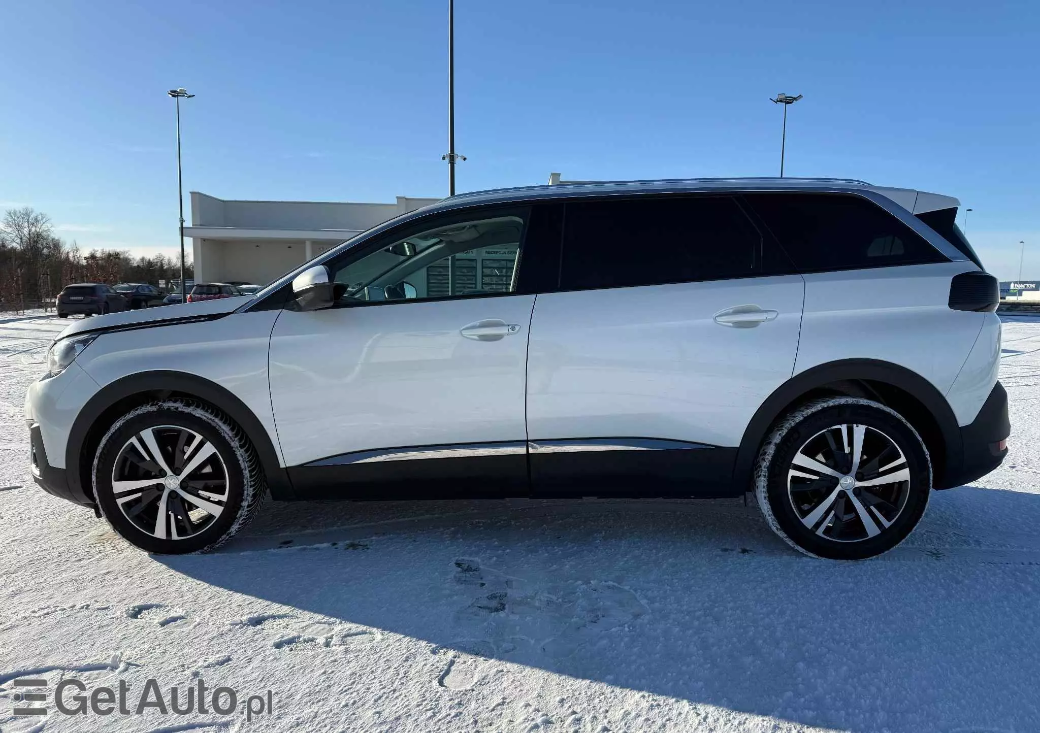 PEUGEOT 5008 1.6 PureTech Allure S&S EAT8