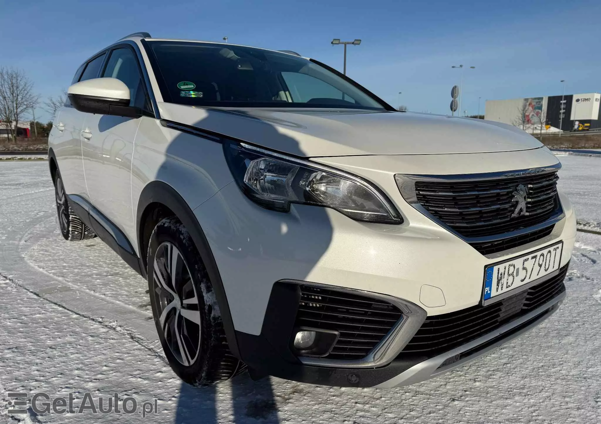 PEUGEOT 5008 1.6 PureTech Allure S&S EAT8