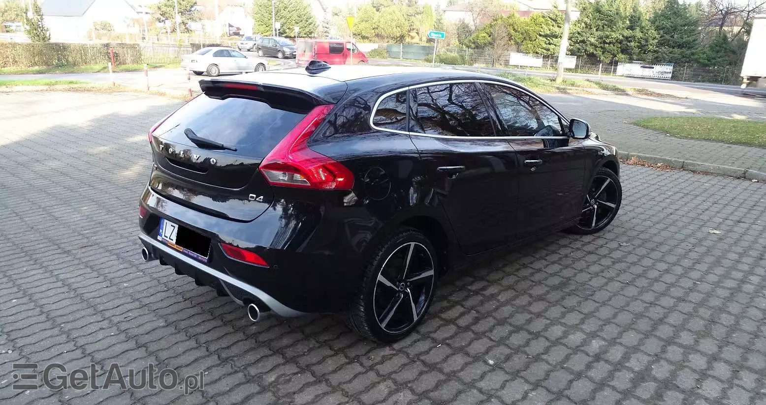 VOLVO V40 D4 Drive-E R-Design Kinetic