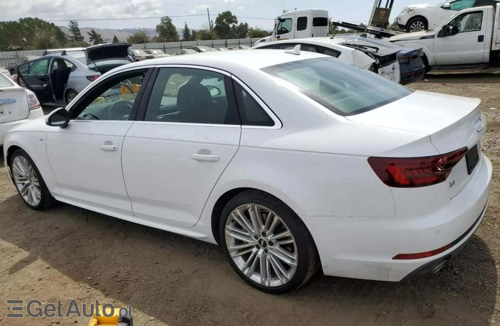 AUDI A4 