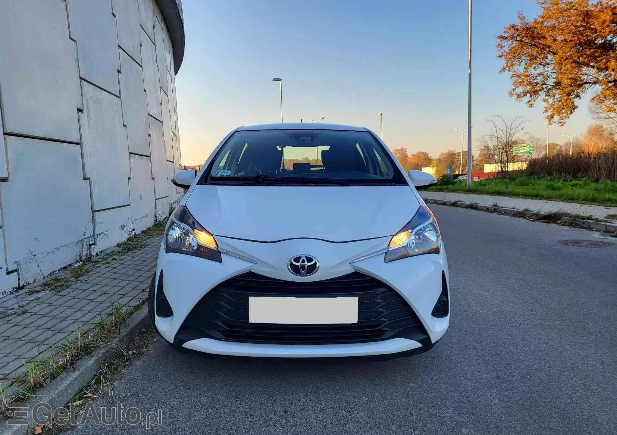 TOYOTA Yaris 